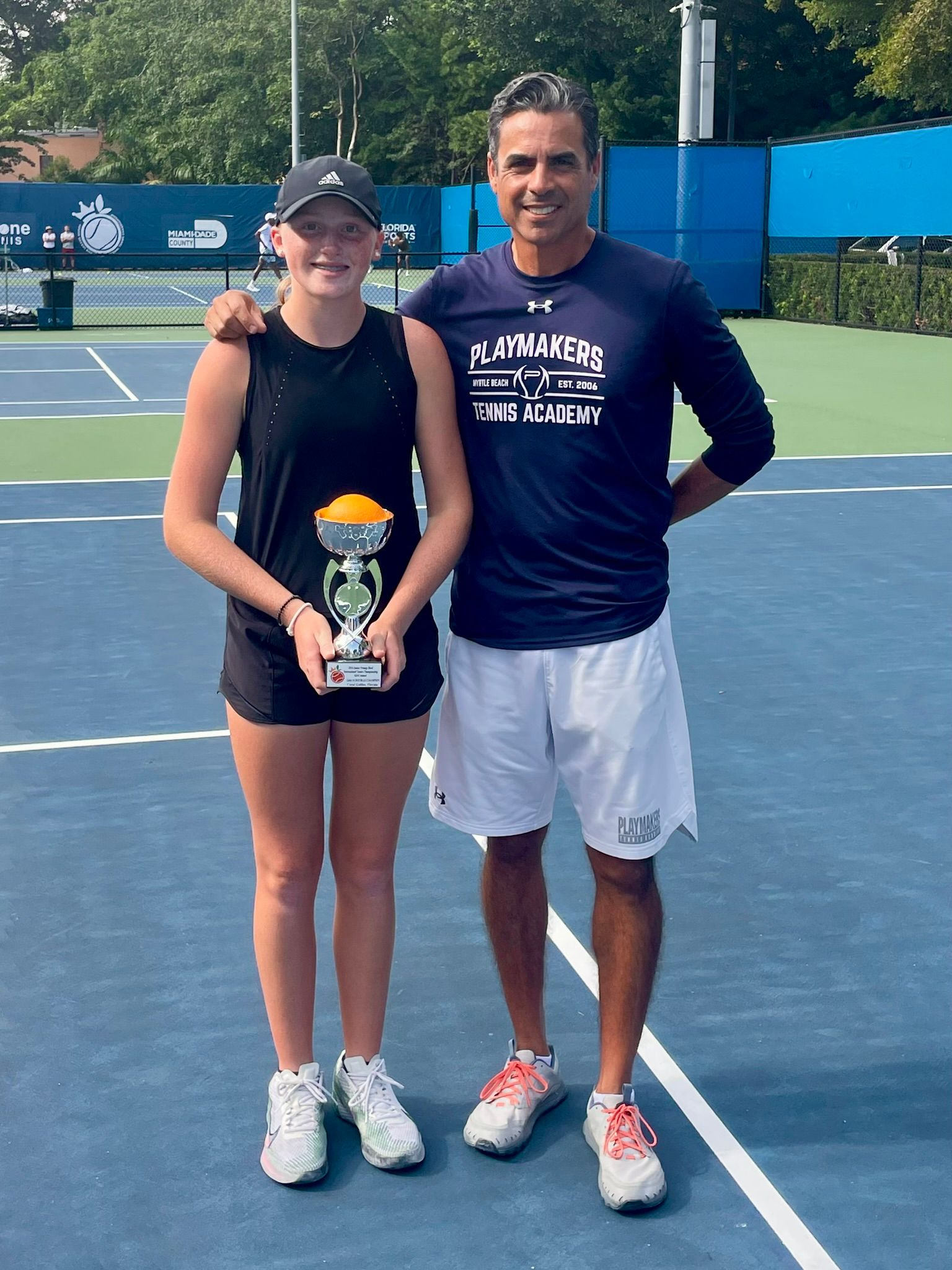 Jimmy Mendieta coaching